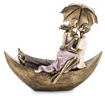 Romantyczna Figurka Zakochanej Pary w Złotej Łódce  -  Figurka Dekoracyjna - 145053